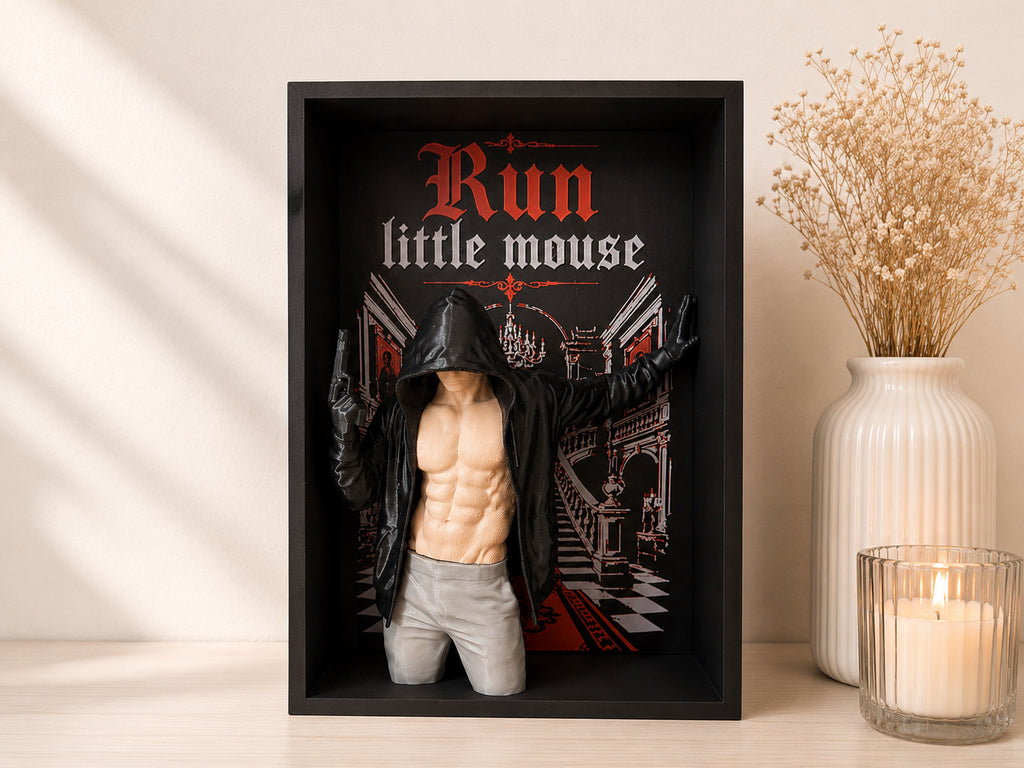 Run Little Mouse Book Nook – Zade from Haunting Adeline